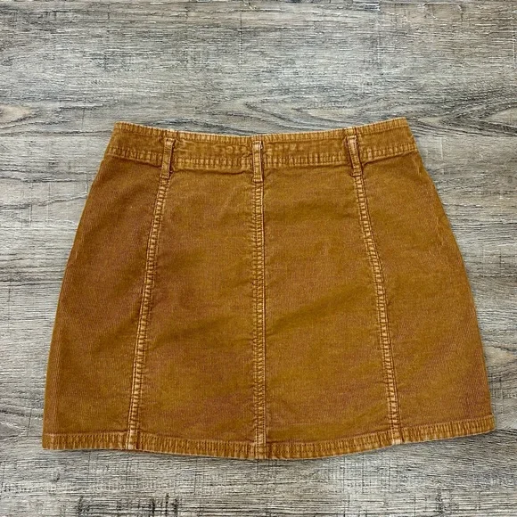 American Eagle Outfitters Corduroy Mini Skirt - Picture 2 of 3